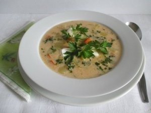 Krumpli leves sonkalében 