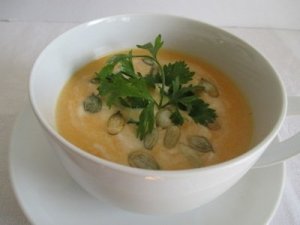 Sütőtök leves almával