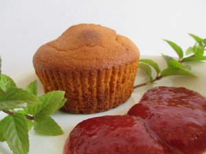 sutotok-muffin-eper-lekvarral