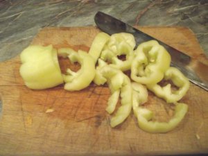 Zöldpaprika feldarabolása